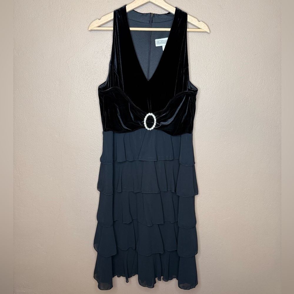 Jessica Howard Vtg Black Velvet Tiered Chiffon Halter Cocktail Dress Size 14 Y2K